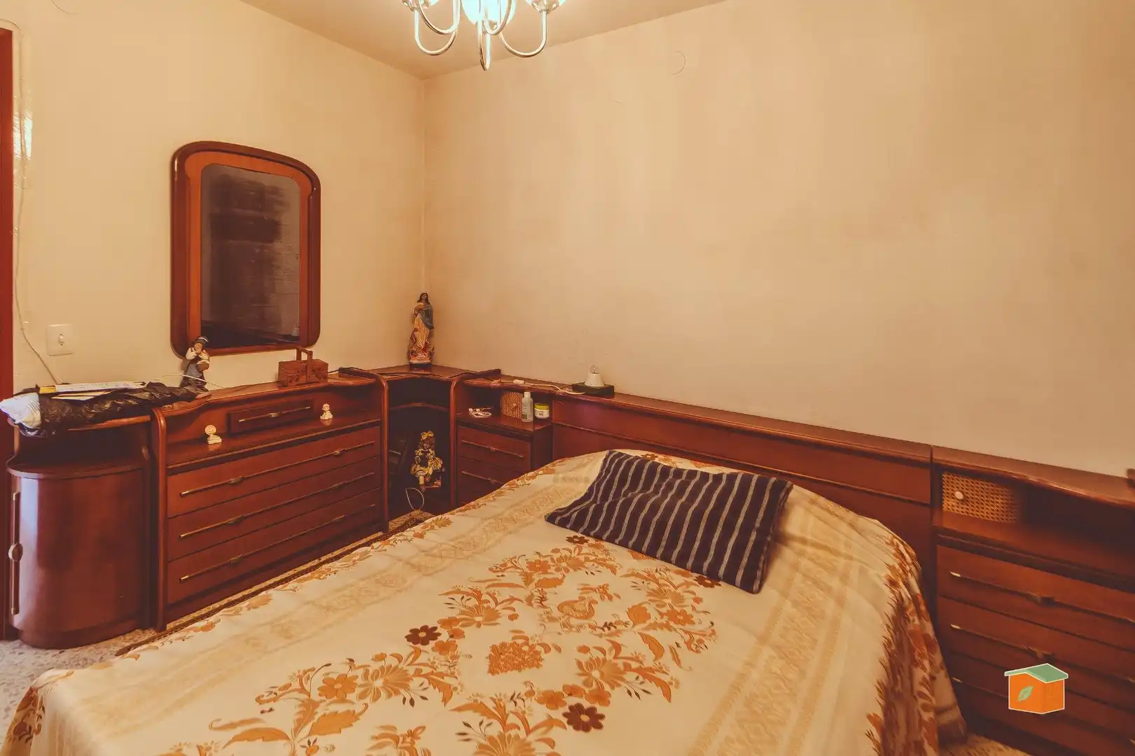 Habitación de Piso en venta en Santa Bàrbara con Amueblado y Balcón