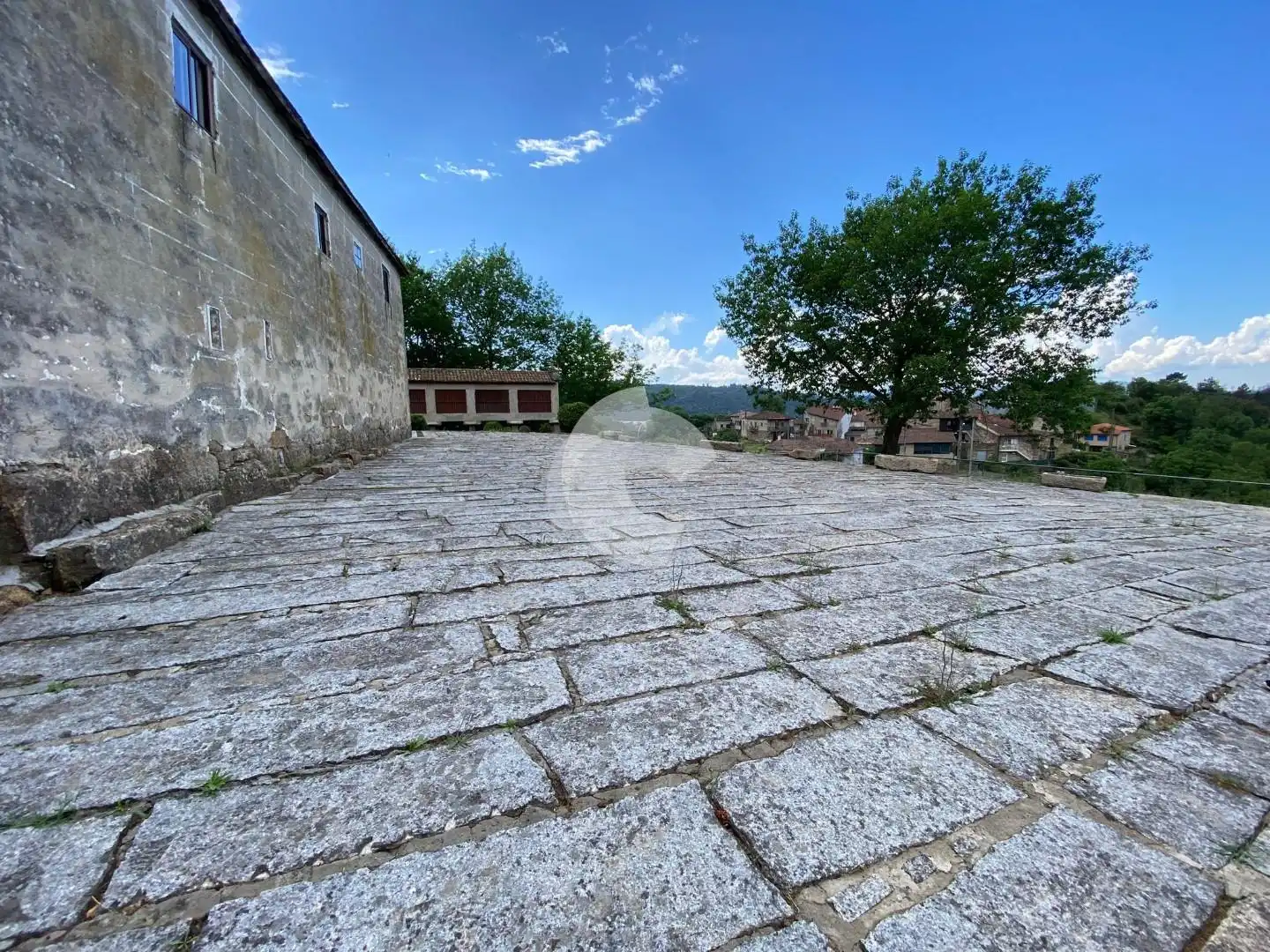 Vista exterior de Casa o xalet en venda en San Cibrao das Viñas amb Calefacció, Jardí privat i Parquet