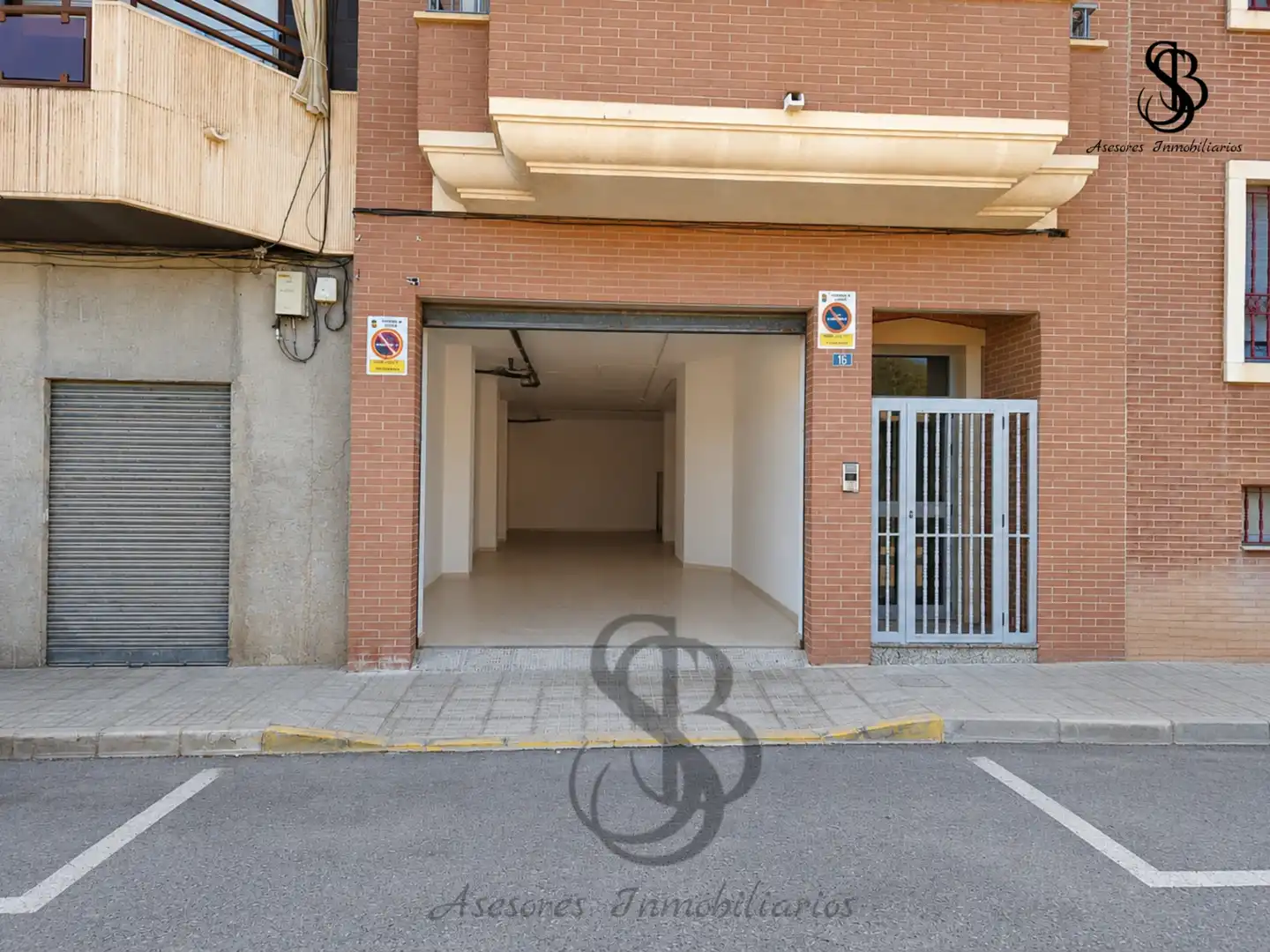 Aparcament de Local de lloguer en Mutxamel