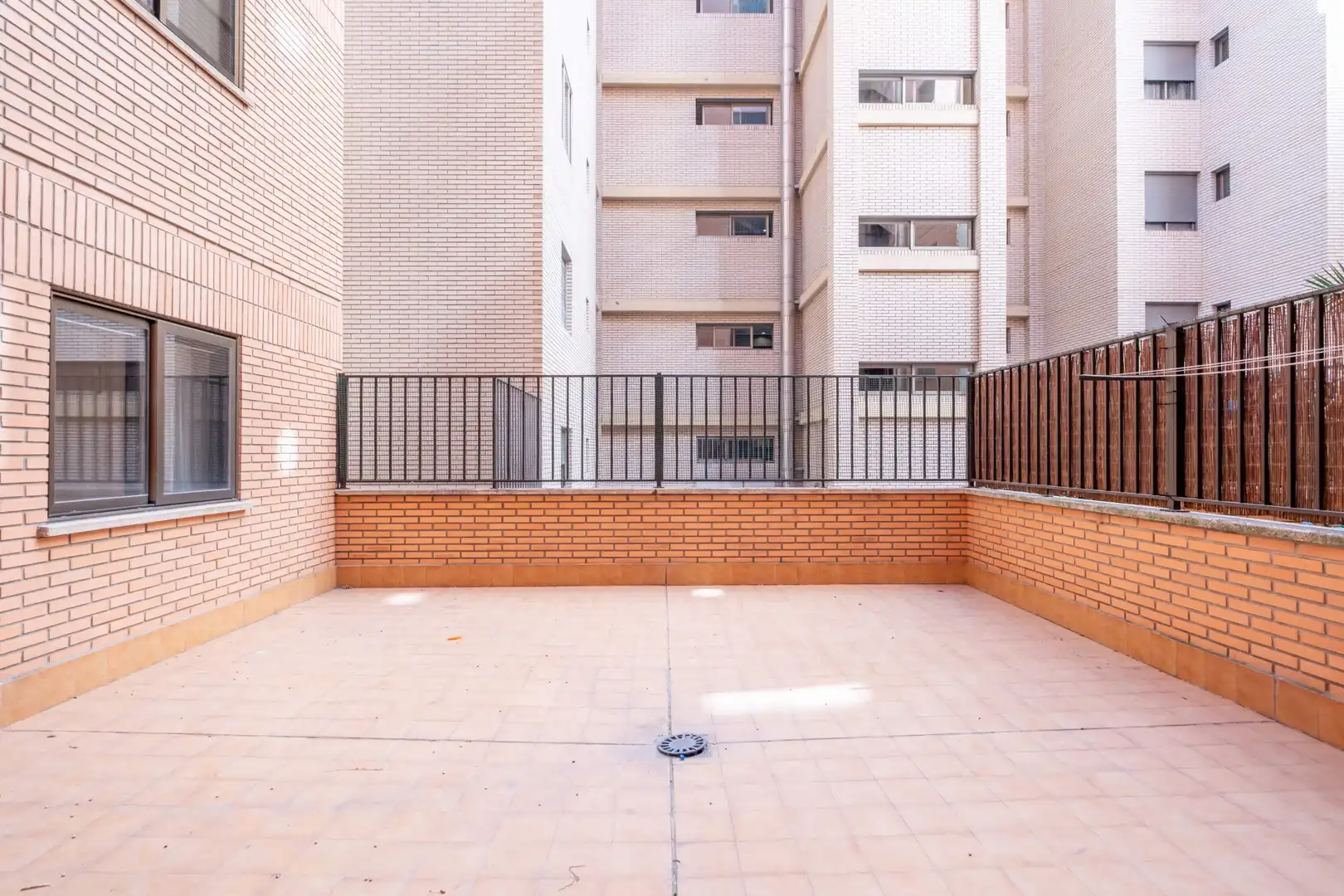 Terrace of Flat for sale in Zaragoza  with Air Conditioner, Heating and Parquet flooring