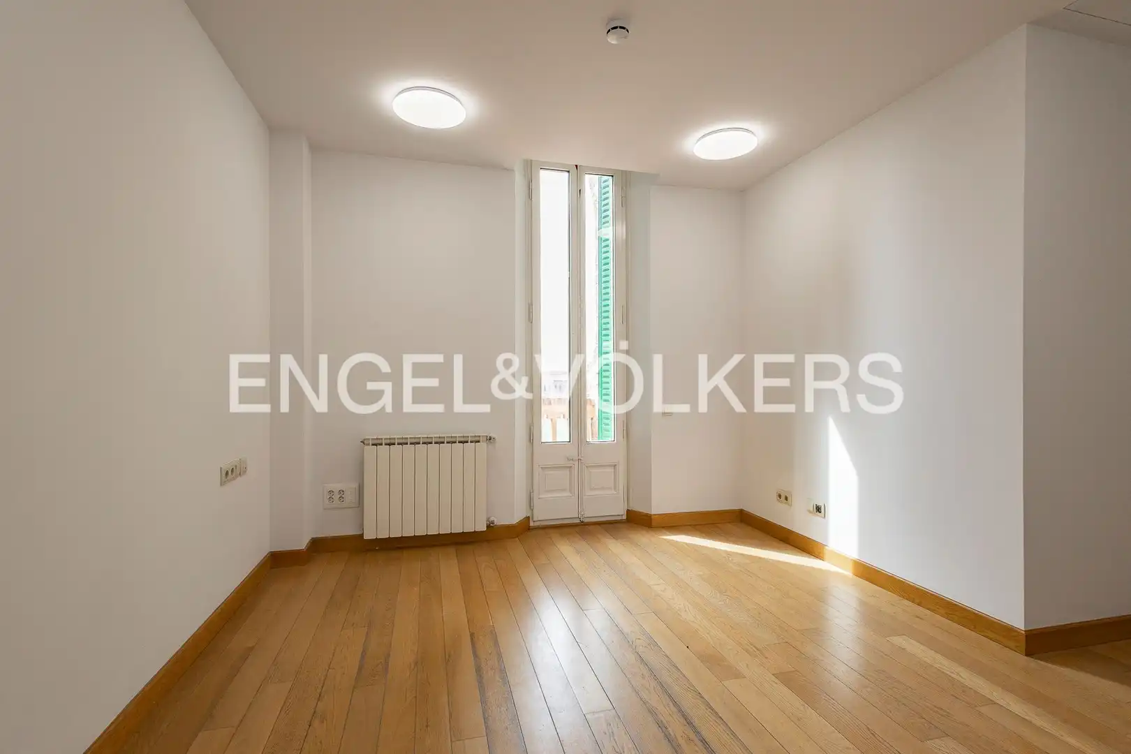 Menjador de Casa o xalet de lloguer en Barcelona amb Aire condicionat, Calefacció i Jardí privat