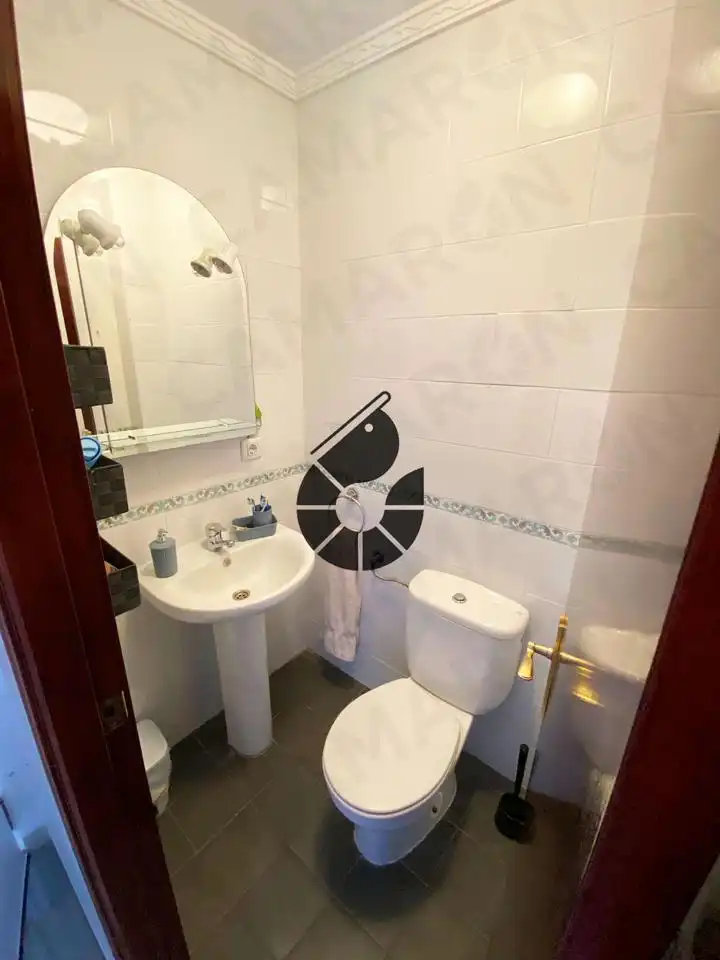Baño de Casa adosada en venta en Bormujos con Aire acondicionado, Terraza y Trastero