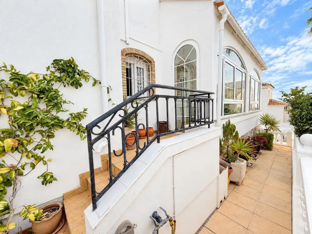 Casa con terraza en venta en calle canal de la mancha, imagen 7