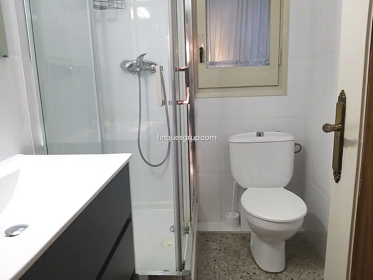 Baño de Piso en venta en Tarragona con Terraza y Balcón