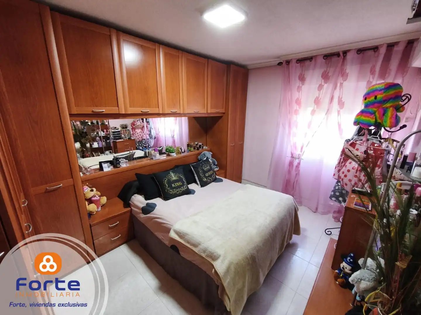 Habitación de Piso en venta en Córdoba con Aire acondicionado y Calefacción
