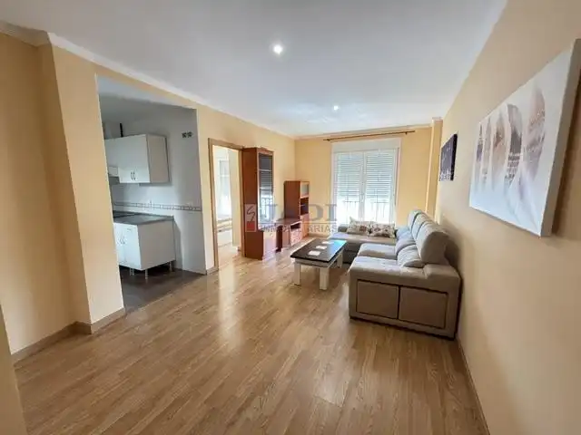 Apartament amb ascensor en venda a Valdepeñas
