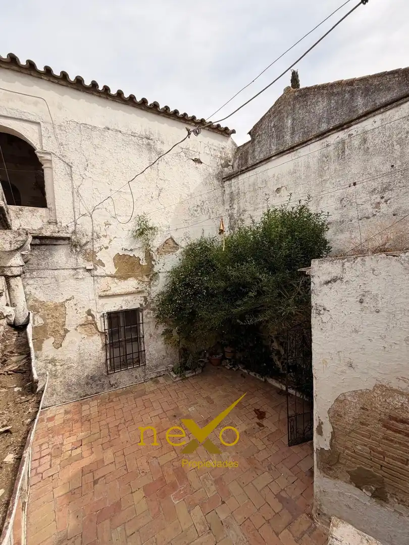 Casa en venda a Carmona, imagen 3