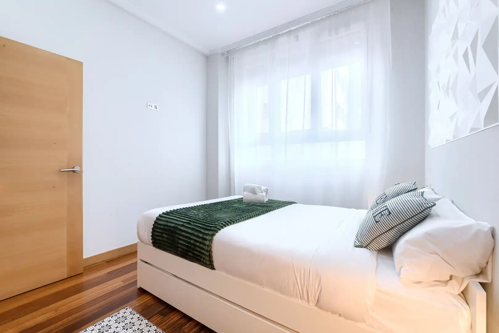 Habitación de Apartamento de alquiler en Barakaldo  con Calefacción, Amueblado y Lavadora