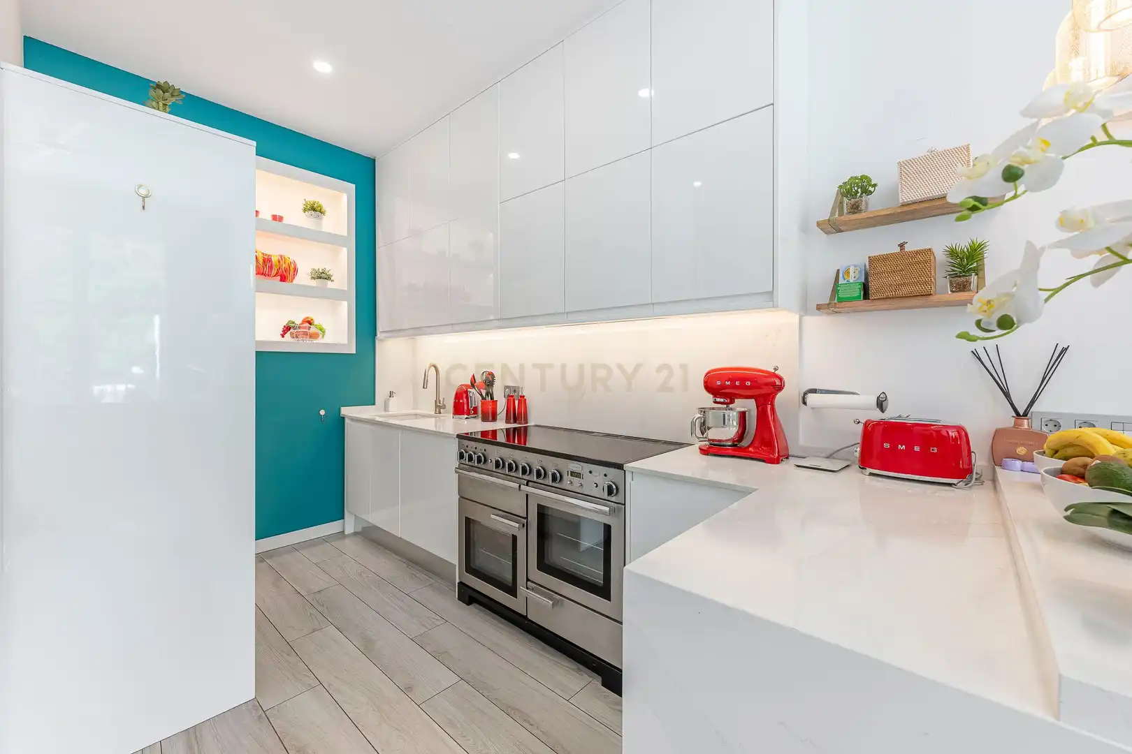 Cocina de Apartamento en venta en Benahavís con Aire acondicionado, Trastero y Lavadora