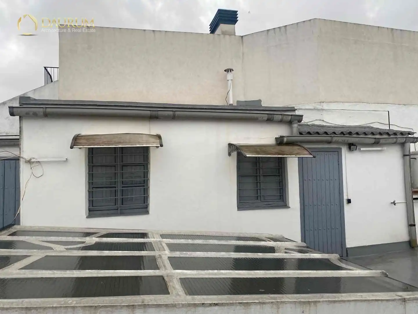 Vista exterior de Piso en venta en Sevilla con Aire acondicionado y Terraza