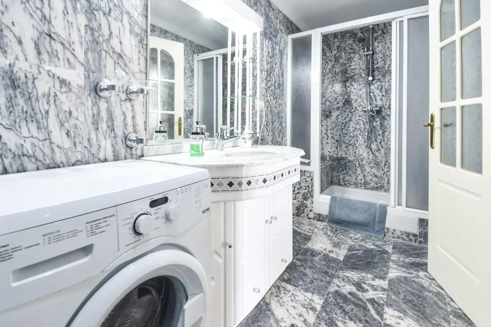 Baño de Casa o chalet de alquiler en Rincón de la Victoria con Aire acondicionado, Calefacción y Jardín privado