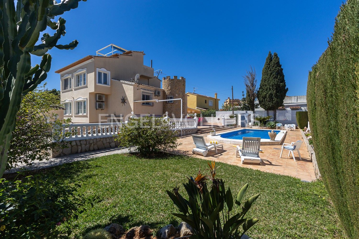 Exterior view of Country house for sale in Els Poblets  with Air Conditioner, Heating and Private garden