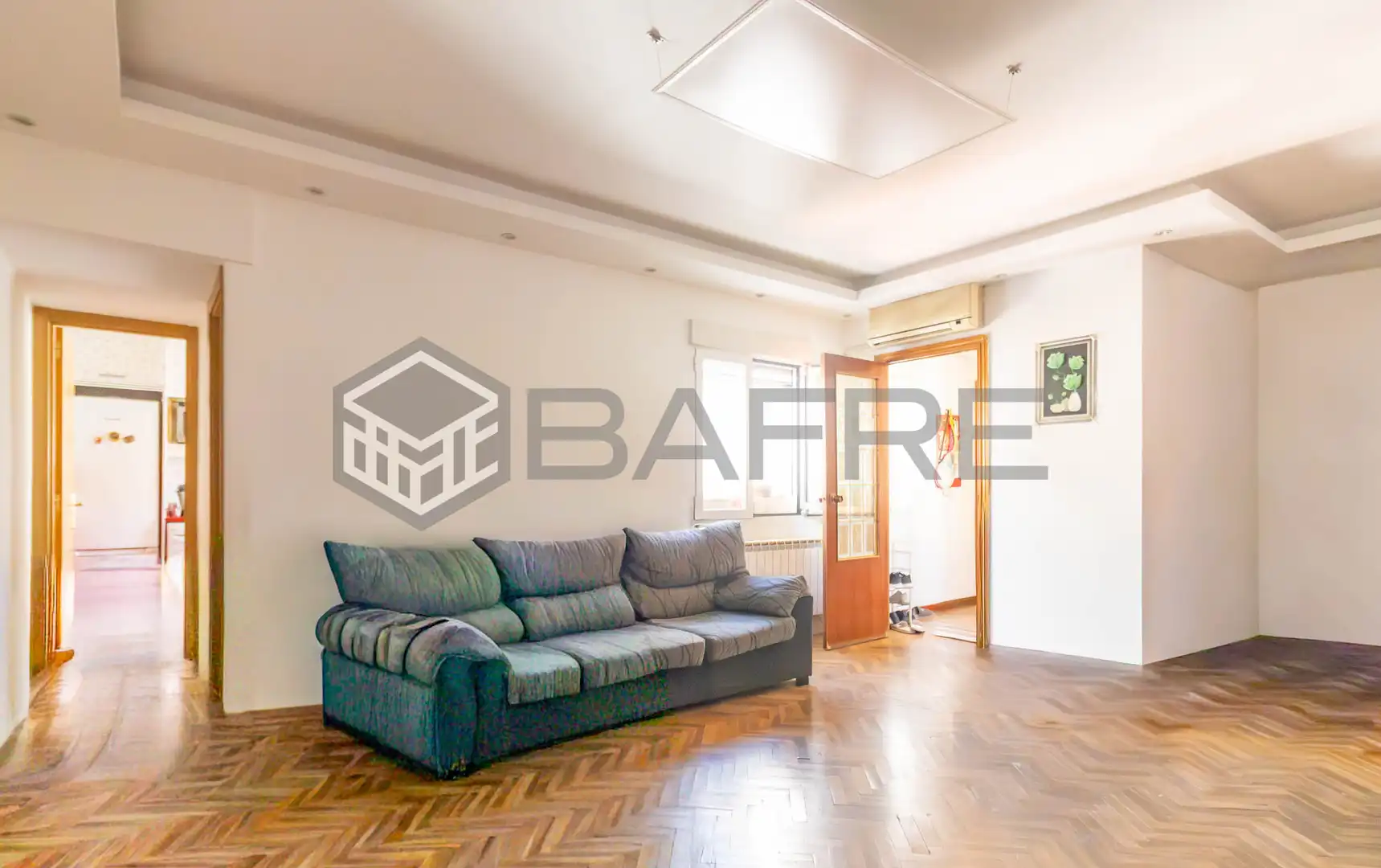 Sala de estar de Piso en venta en Madrid con Calefacción y Parquet