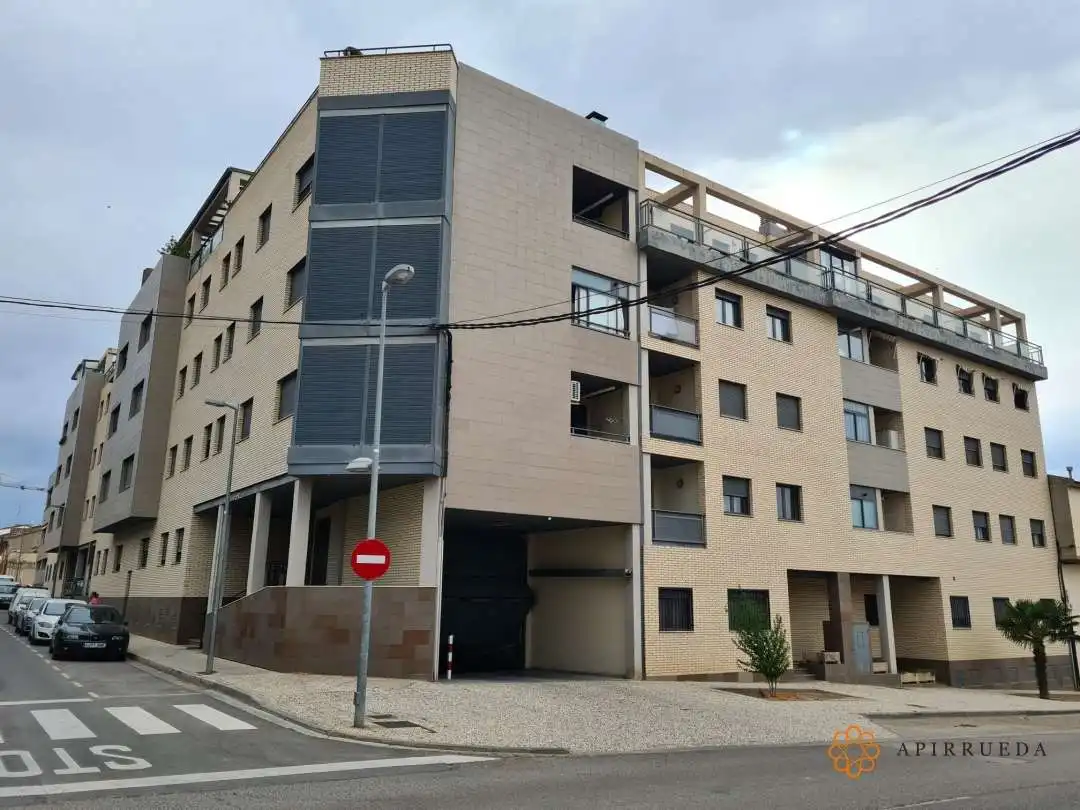 Vista exterior de Dúplex en venta en Caspe con Aire acondicionado, Calefacción y Trastero