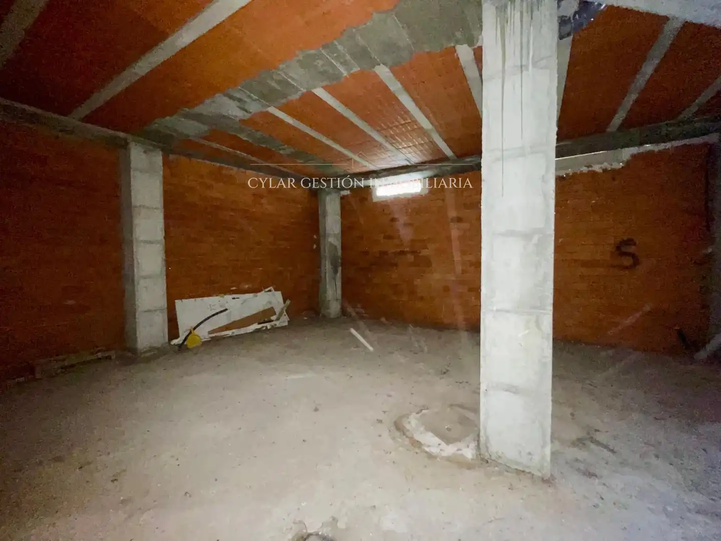 Commercial properties for sale in Villares de la Reina