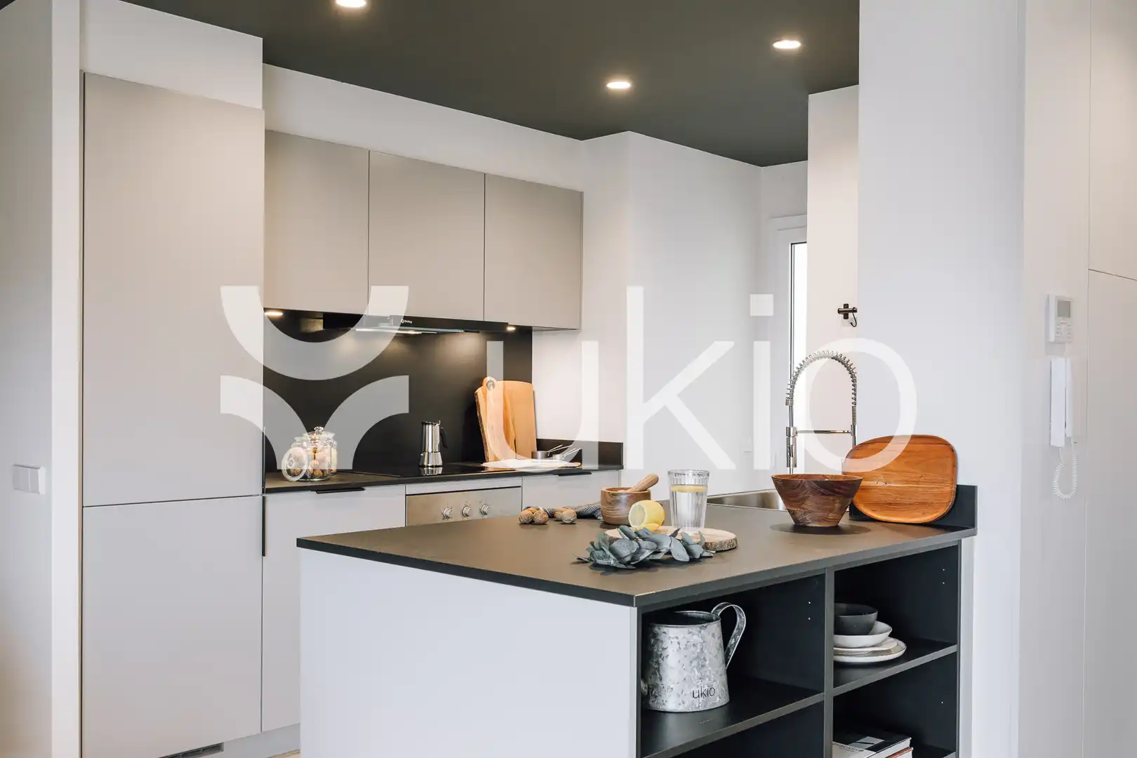 Kitchen of Flat for rent in Barcelona  with Air Conditioner, Heating and Furnished
