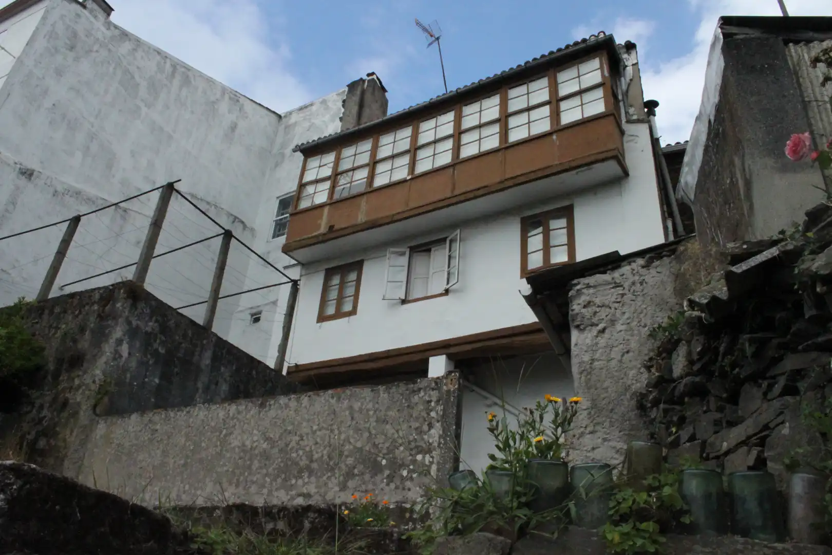 Exterior view of Detached homes for sale in Betanzos  with Private garden and Balcony