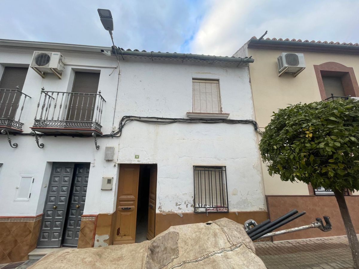 Exterior view of House or chalet for sale in Lopera