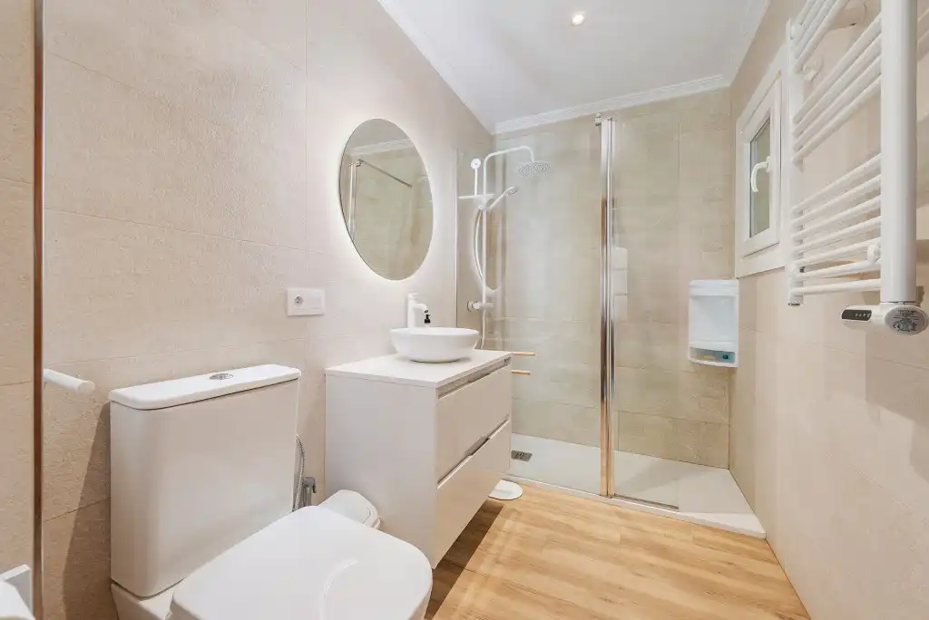 Baño de Casa o chalet en venta en Castelldefels con Aire acondicionado, Calefacción y Jardín privado