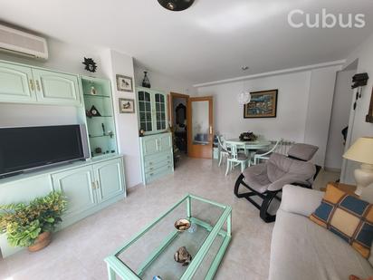 Living room of Flat for sale in Olot  with Air Conditioner, Heating and Balcony