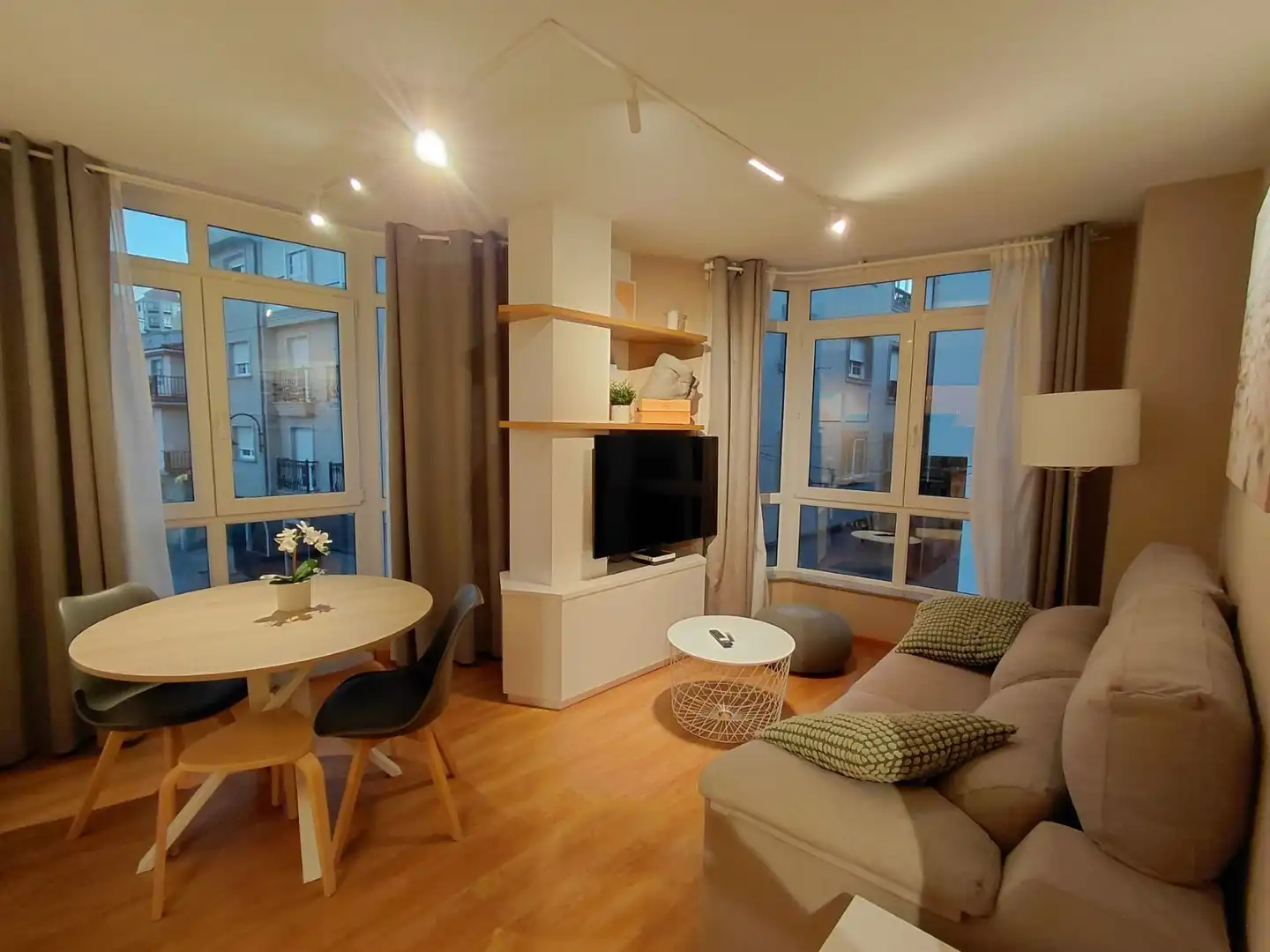Living room of Apartments for sale in Santa Uxía de Ribeira