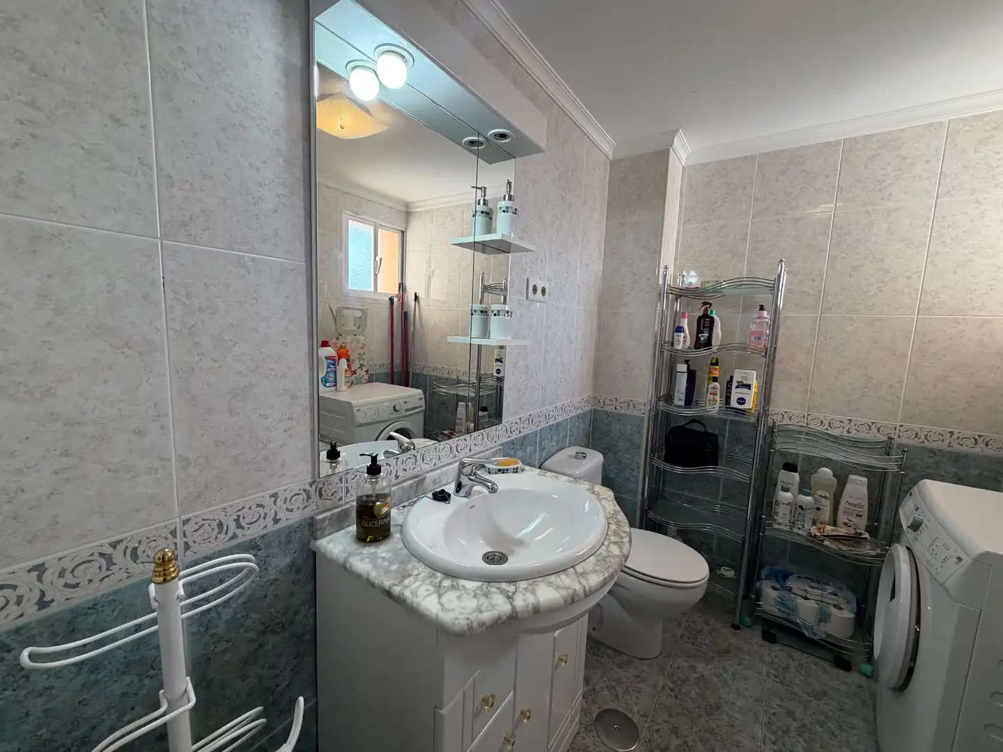 Baño de Apartamento en venta en Algarrobo con Aire acondicionado, Terraza y Amueblado