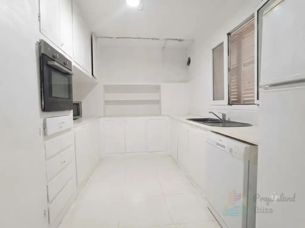 Cocina de Planta baja en venta en Sant Josep de sa Talaia con Jardín privado y Terraza