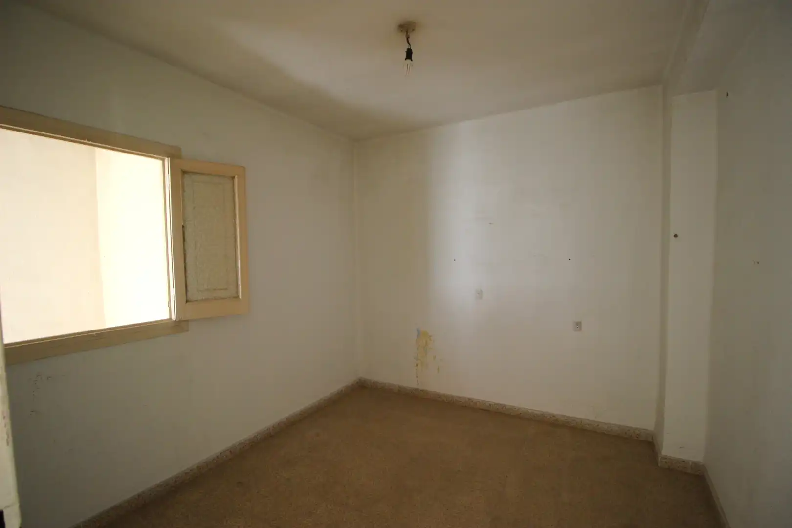Bedroom of Buildings for sale in Armilla