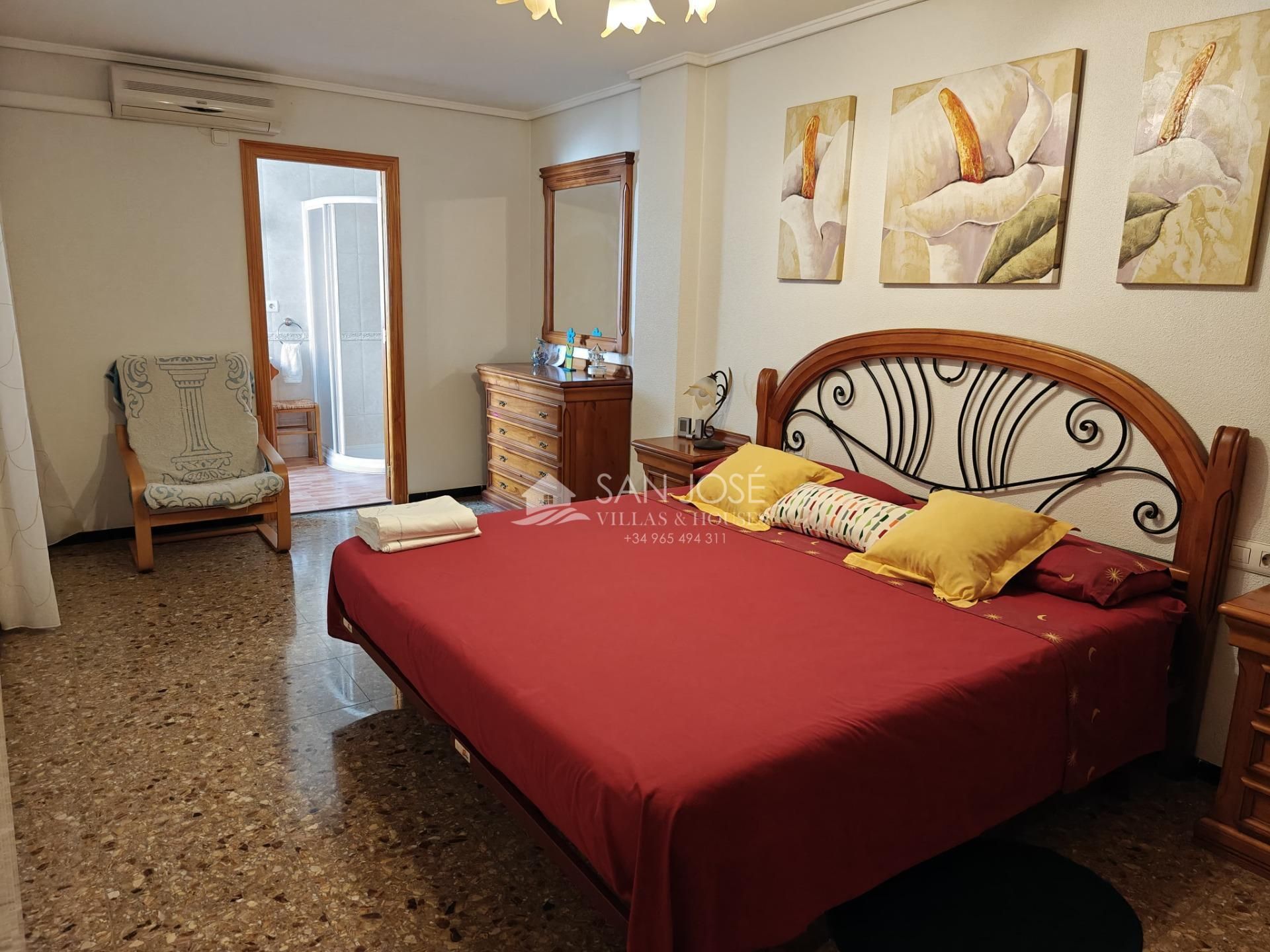 Bedroom of Flat for sale in Novelda  with Air Conditioner