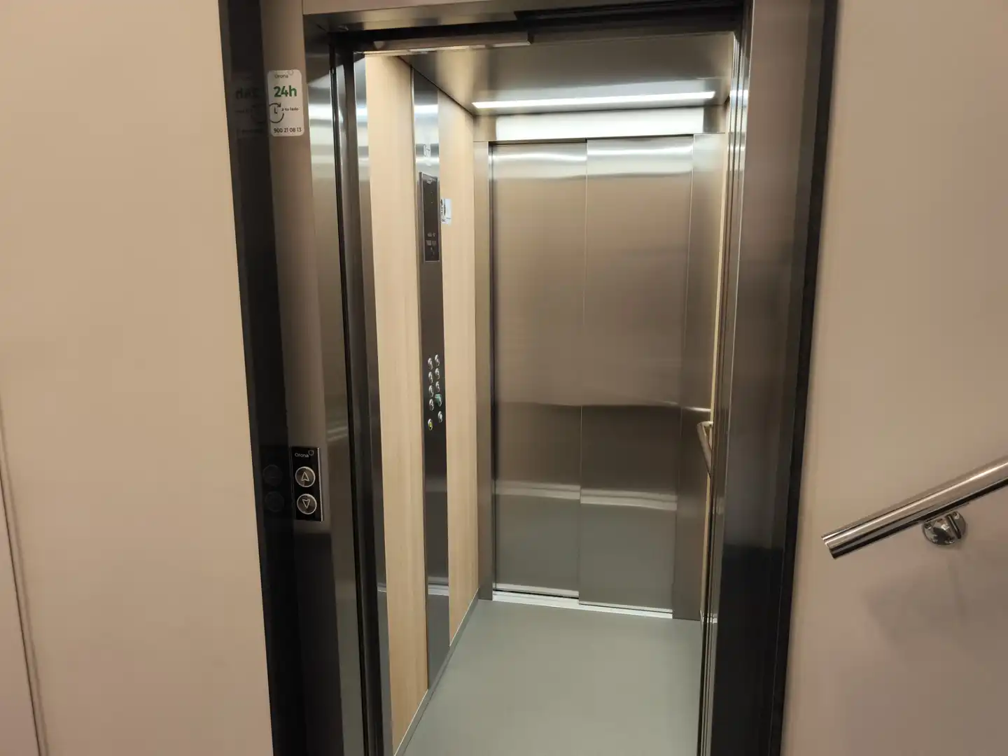 Apartamento de alquiler en Gijón  con Calefacción, Parquet y Trastero