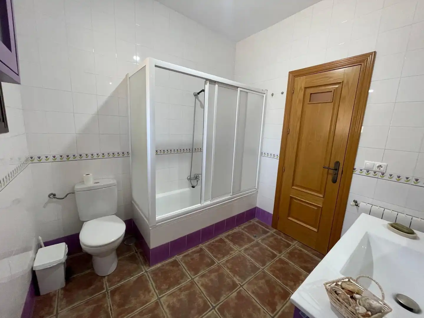 Bathroom of Country homes for sale in Cabra  with Air Conditioner, Heating and Private garden