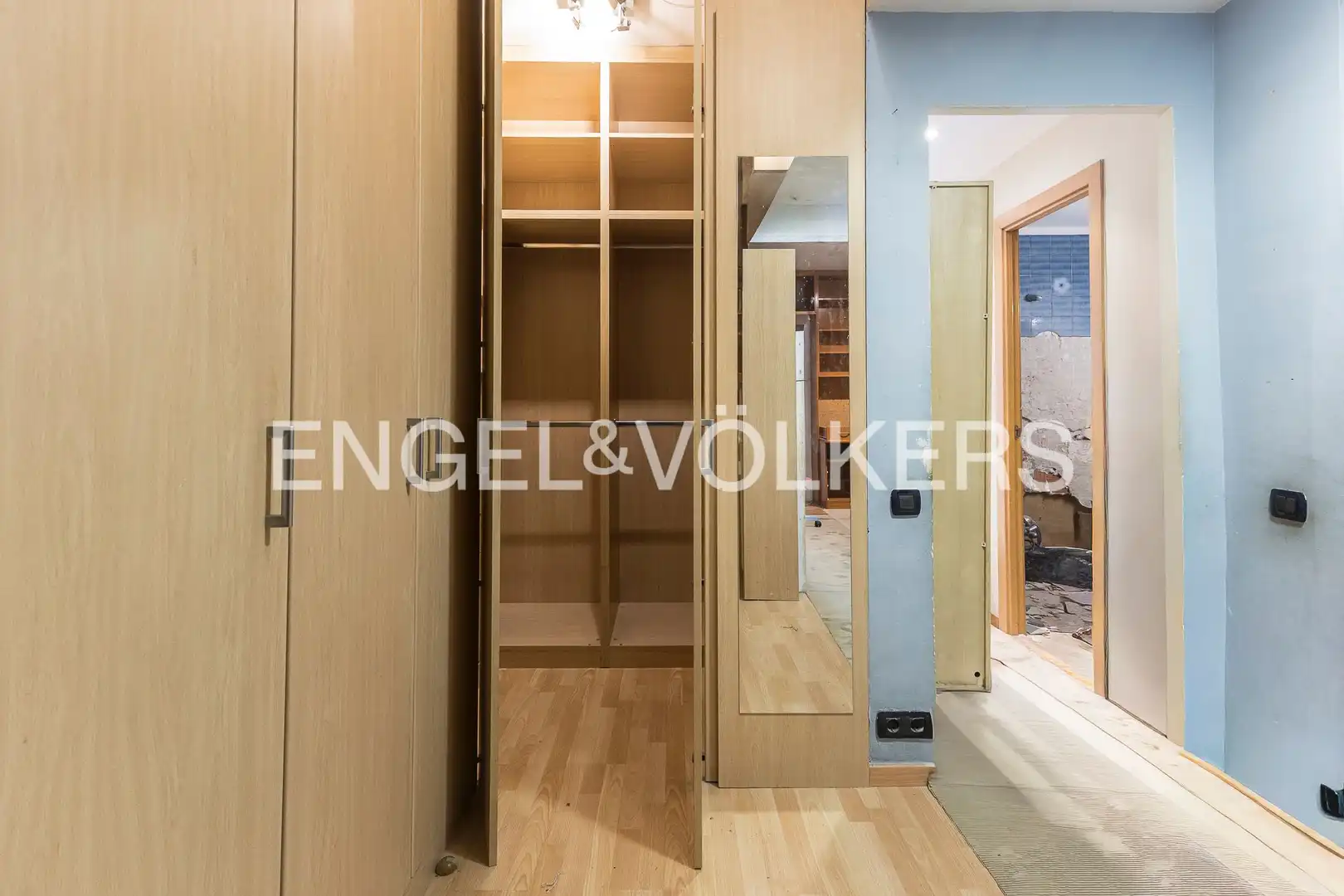Piso en venta en Barcelona con Aire acondicionado, Calefacción y Parquet