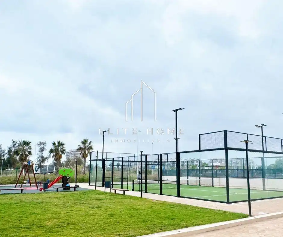 Vista exterior de Piso en venta en Moncofa con Amueblado y Piscina comunitaria