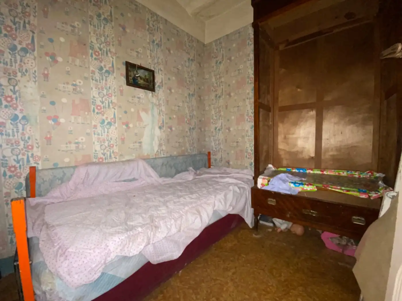 Schlafzimmer von Country house zum Verkauf in Godall mit Terrasse, Abstellraum und Balkon