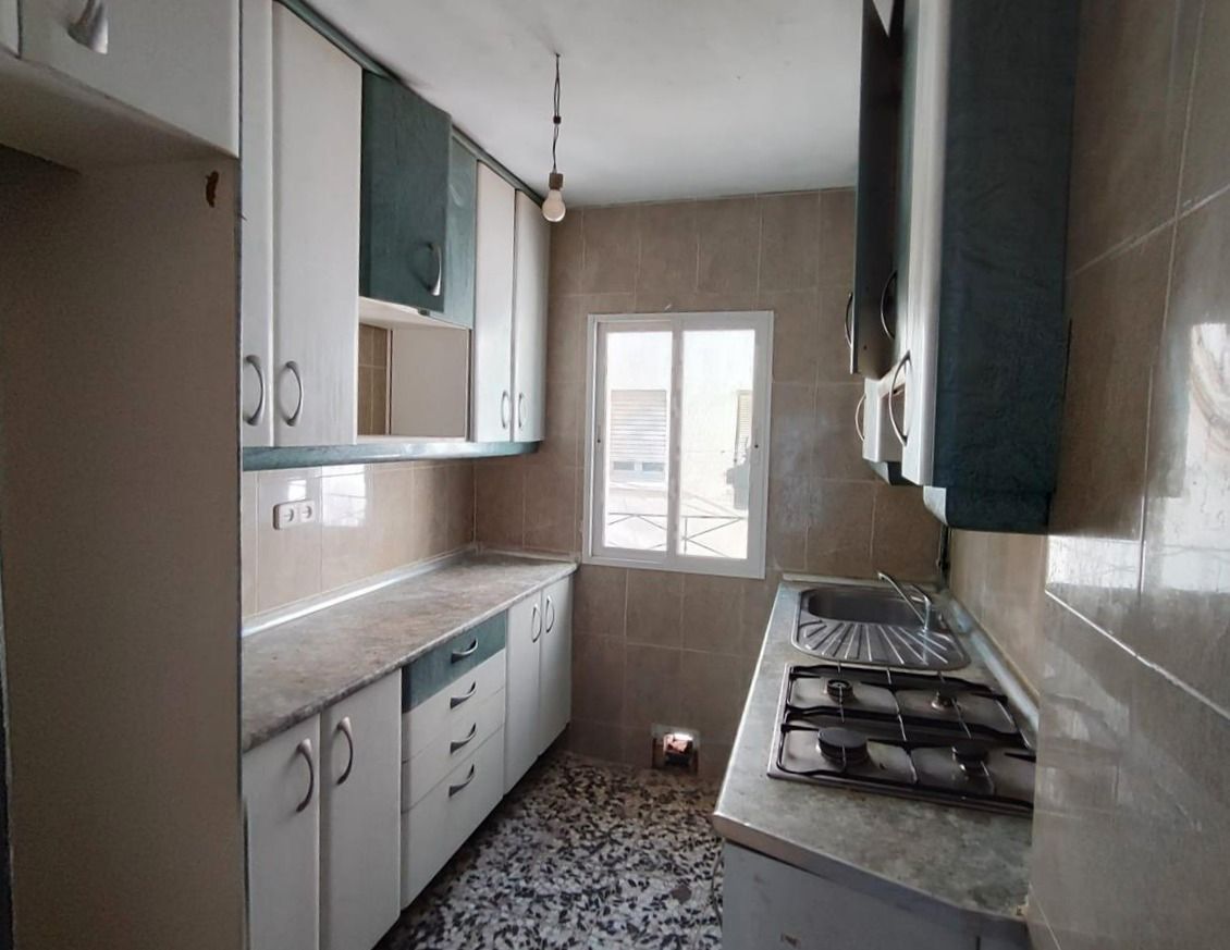 Kitchen of Planta baja for sale in  Madrid Capital