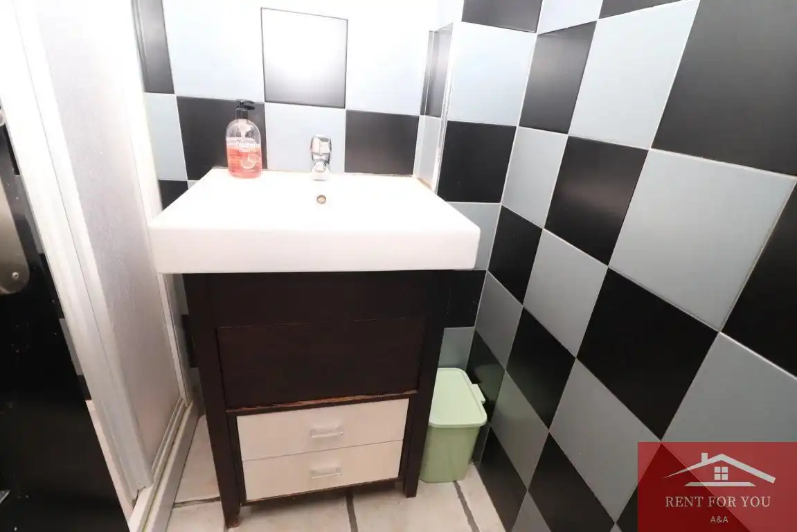 Erdgeschosswohnung zur Miete in Centro, imagen 21