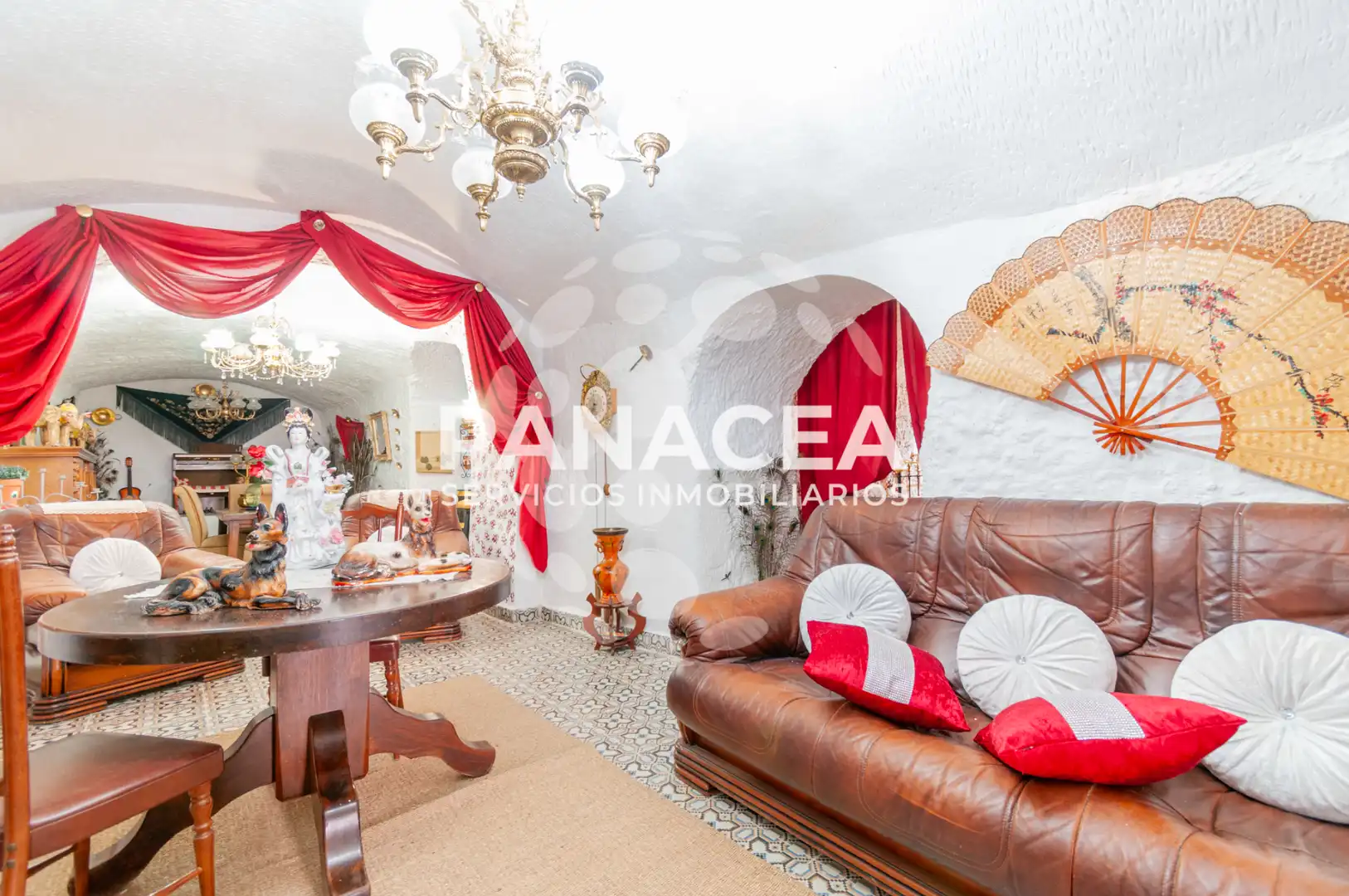 Chalet con terraza en venta en Benalúa, imagen 2