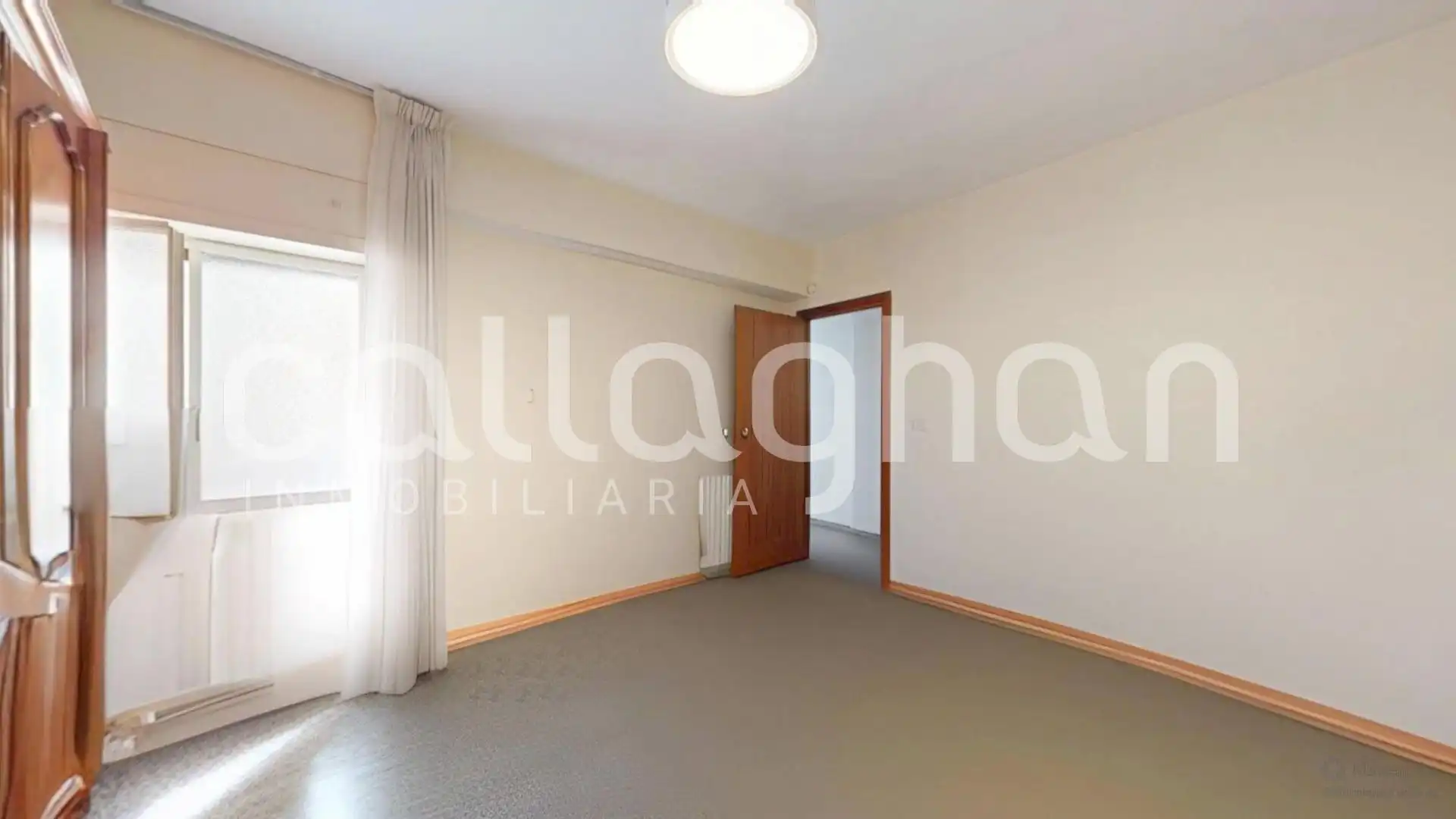 Piso en venta en Catarroja con Calefacción y Balcón