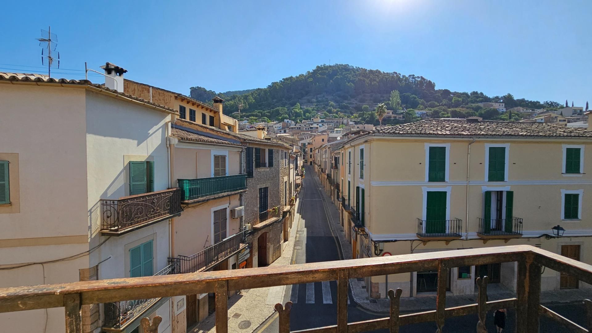 Vista exterior de Àtic en venda en  Madrid Capital amb Aire condicionat, Terrassa i Balcó