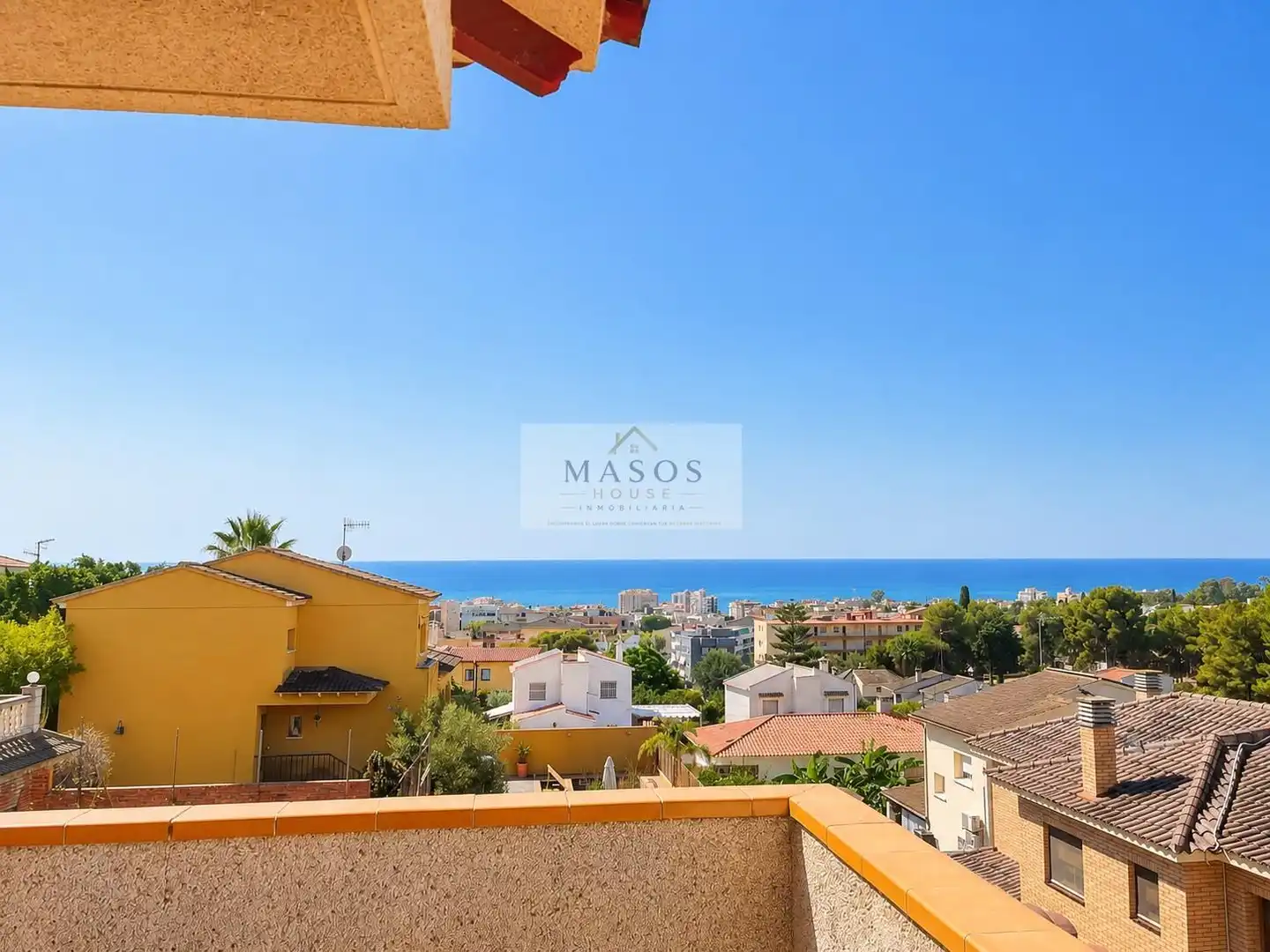 Exterior view of Houses for sale in Cunit  with Heating and Terrace