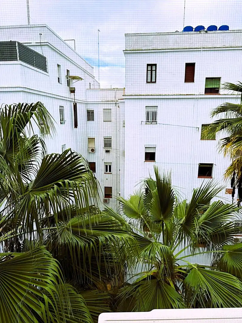 Vista exterior de Piso en venta en Sevilla con Aire acondicionado, Terraza y Trastero