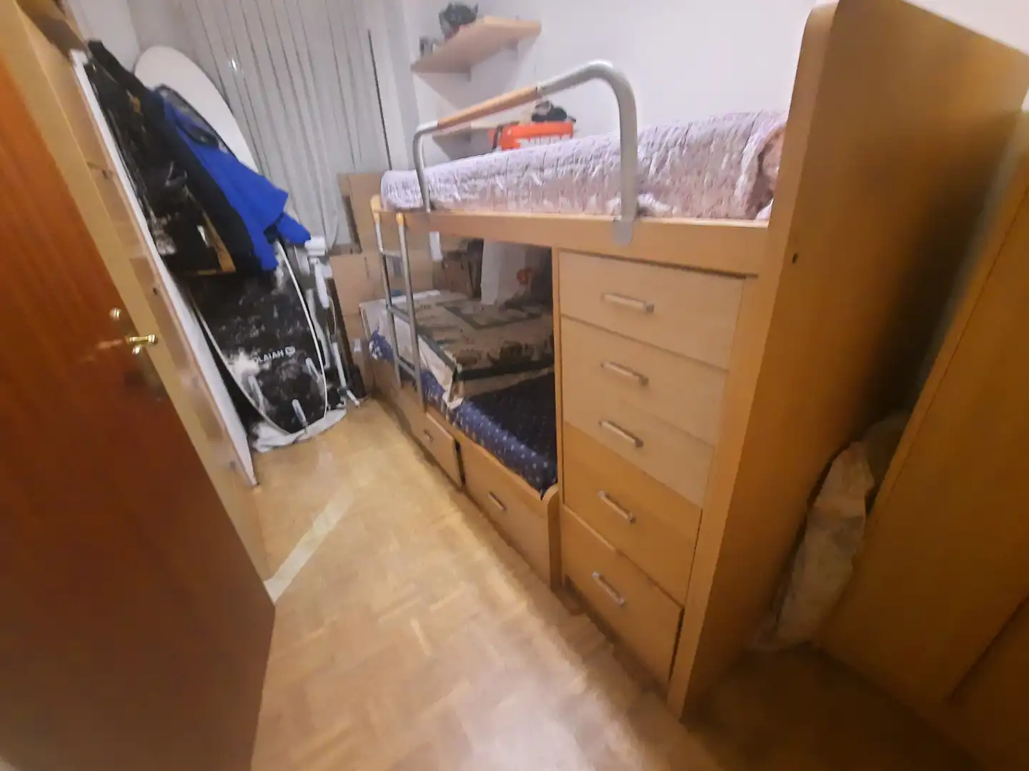 Dormitori de Pis en venda en Barakaldo  amb Calefacció, Traster i Moblat