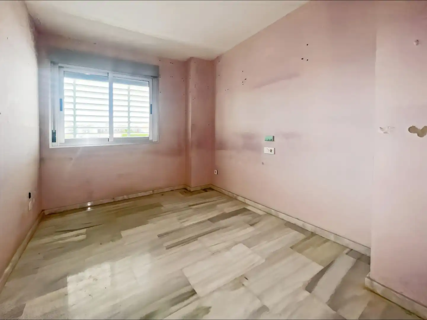 Dormitori de Pis en venda en Castellón de la Plana / Castelló de la Plana amb Aire condicionat, Terrassa i Traster
