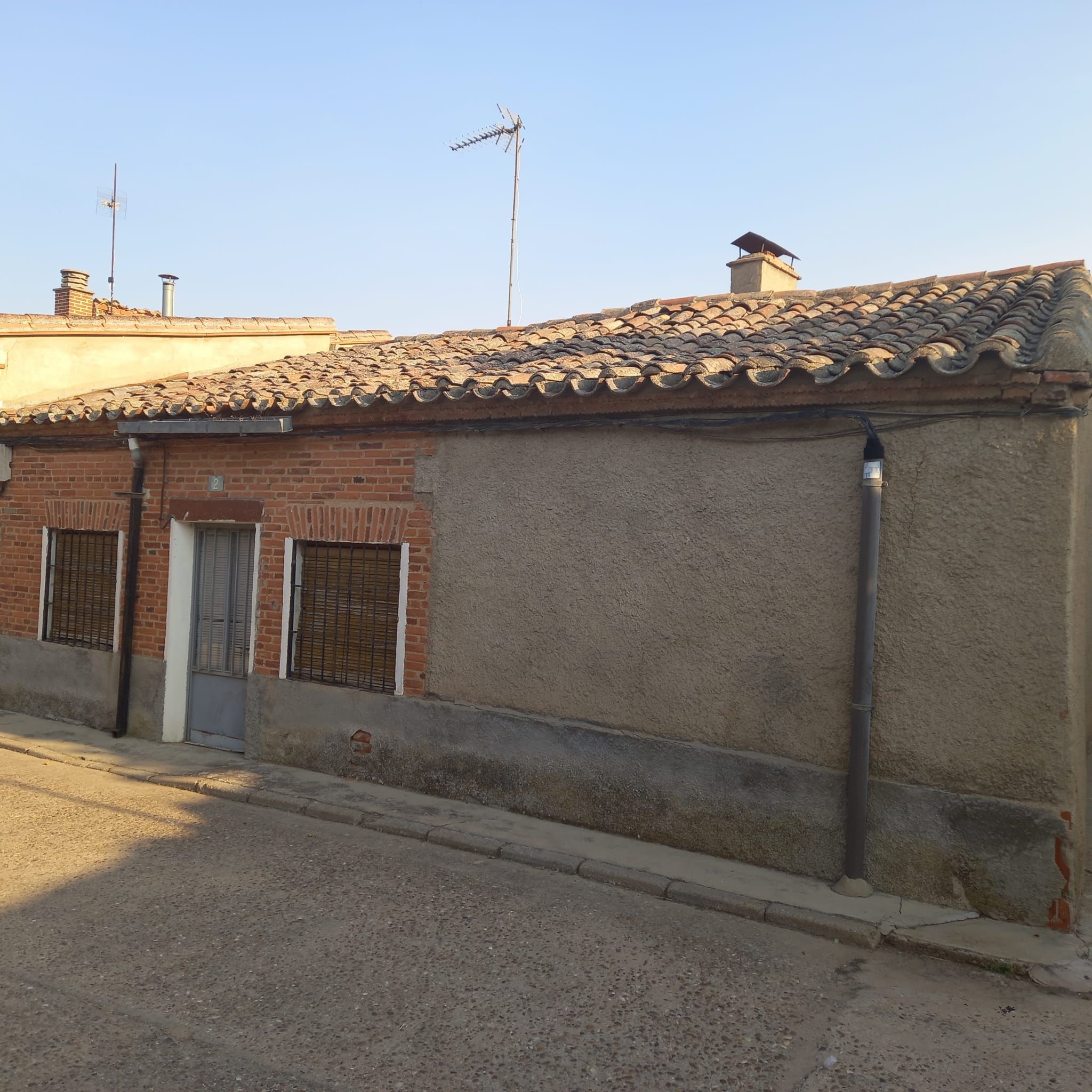 Exterior view of House or chalet for sale in San Román de Hornija  with Private garden, Terrace and Storage room