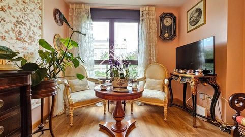 Foto 3 de Piso en venta en O Feal - Xubia, Narón