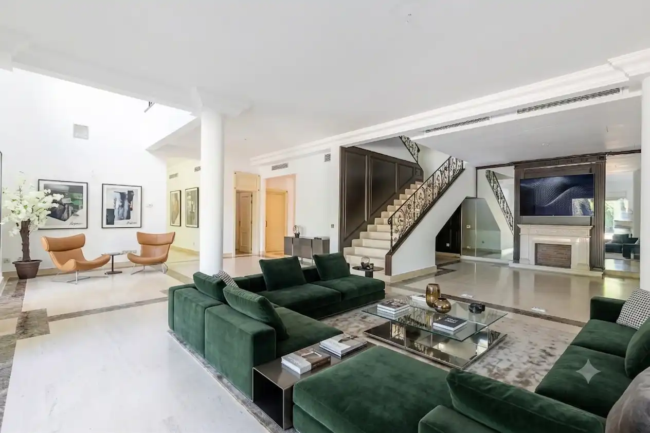 Living room of Houses for rent in Madrid  with Air Conditioner, Heating and Private garden