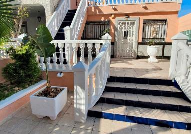 Foto 5 de Casa o xalet en venda a Calle Gabriela Mistral, 5, Aguas Nuevas, Torrevieja