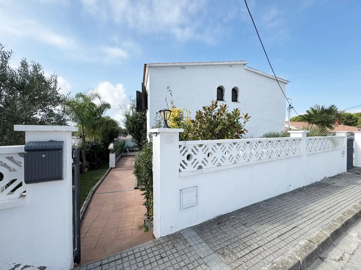Vista exterior de Casa o chalet en venta en Port - La Cota - Puig Sec