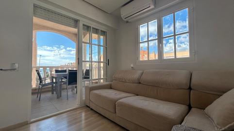 Foto 3 de Apartamento de alquiler en Avenida Maribel Perez Ojeda, Calas Santiago Bernabéu, Santa Pola