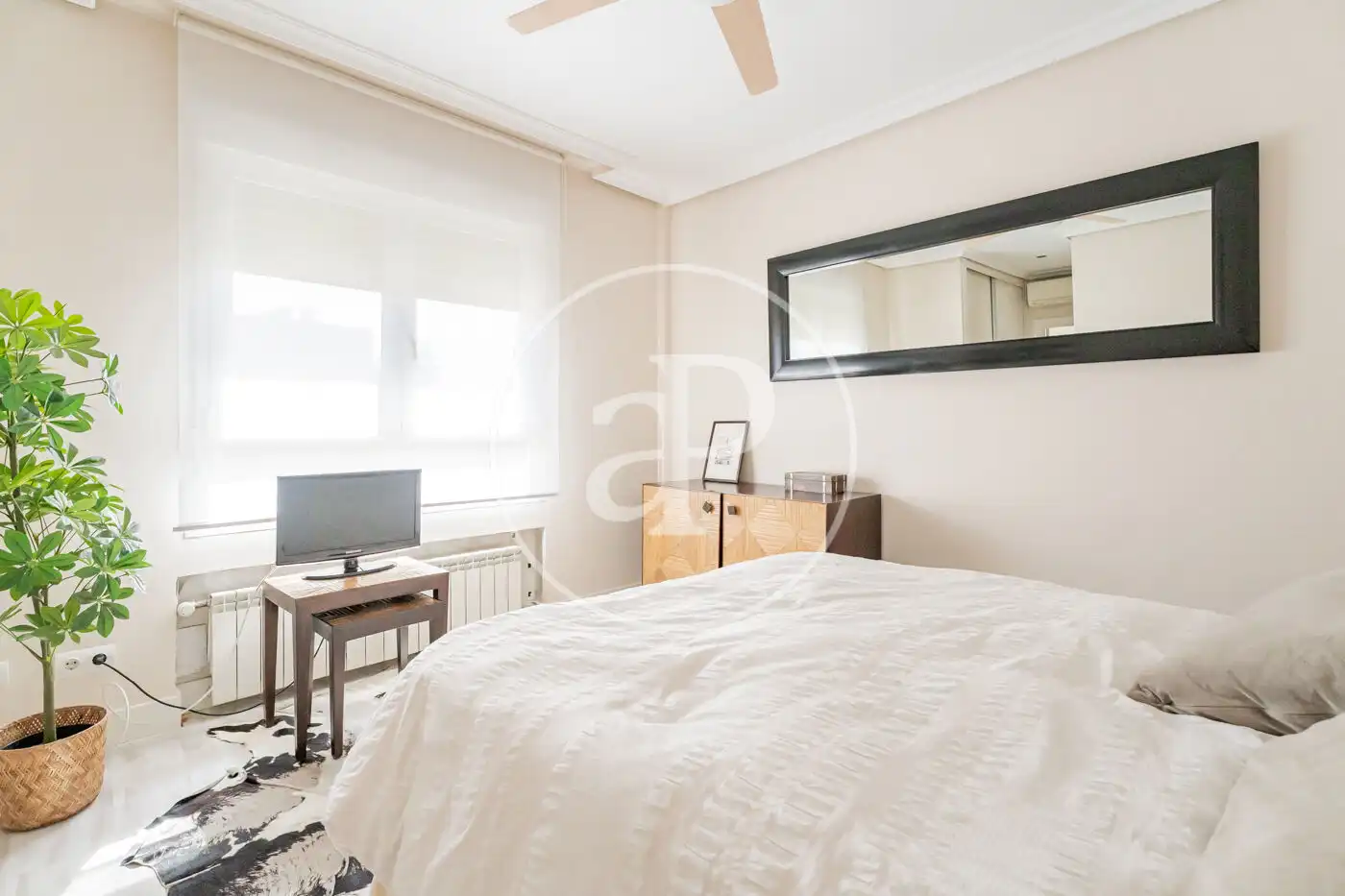 Schlafzimmer von Wohnung zum Verkauf in Madrid mit Klimaanlage, Heizung und Privatgarten